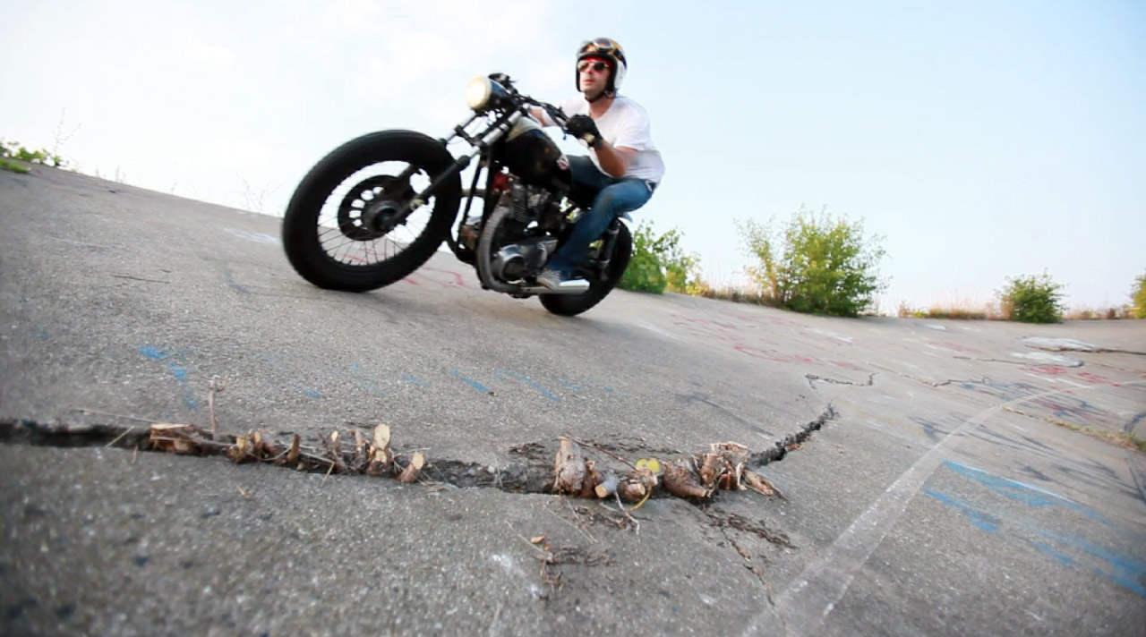 Read more about the article Thunderdrome! — Bike Party in Detroit