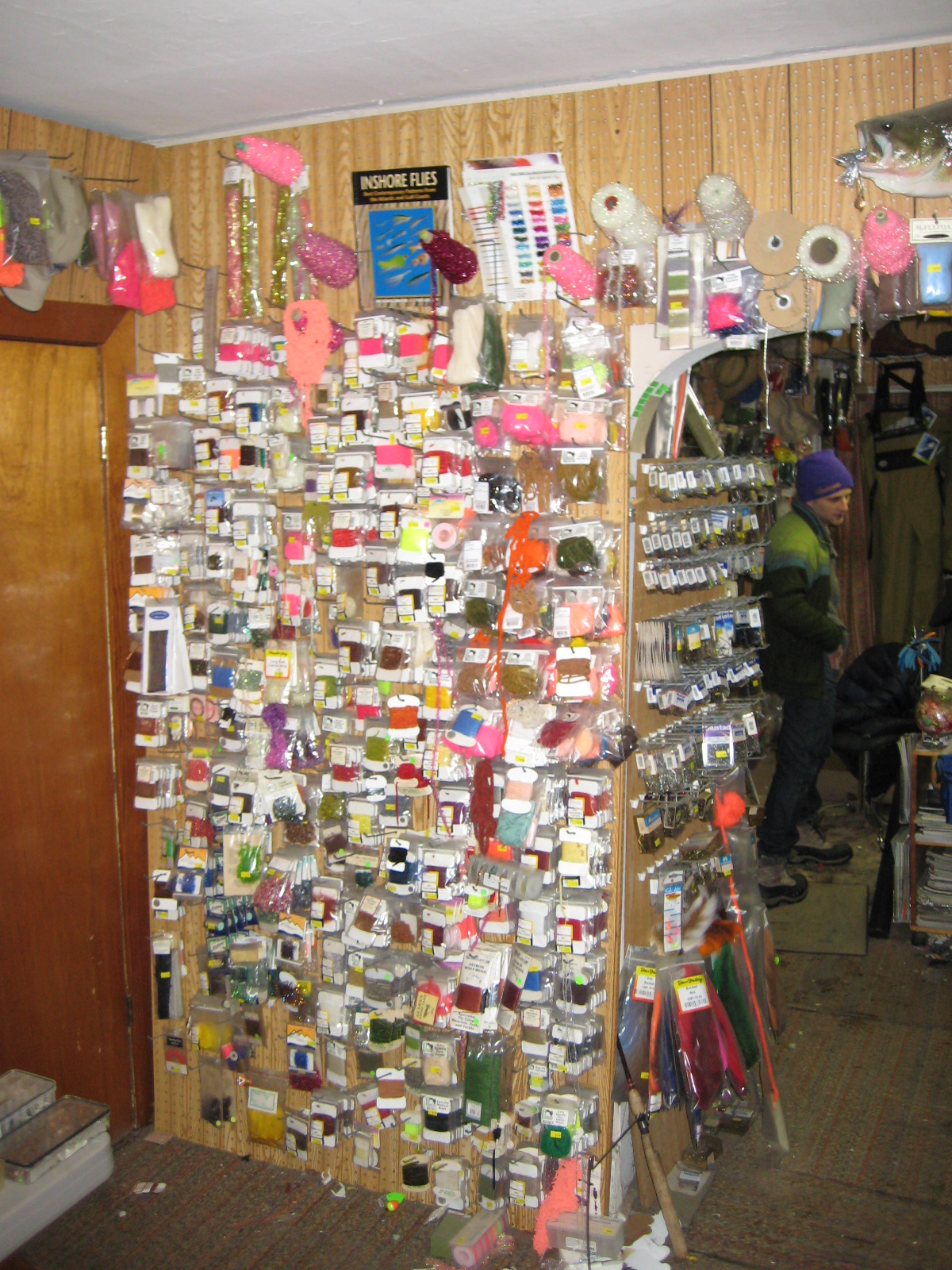Read more about the article Dan’s Tackle Shop: Best Fishing Lore in Chicago!