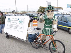 Read more about the article Keeping Old Bikes in Action on Campus