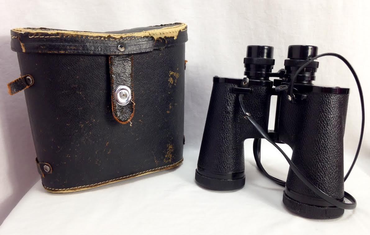 Read more about the article Save $ with Sweet Vintage Binoculars