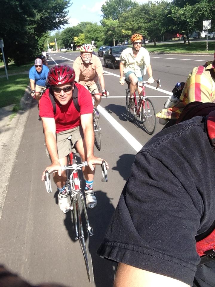 You are currently viewing How We Roll in Lansing: the Urban Bike Party