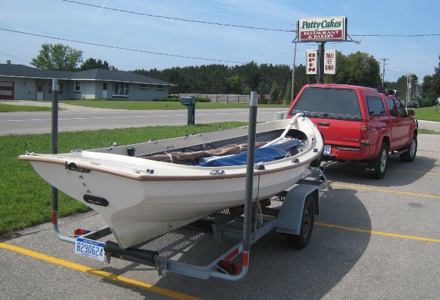 Read more about the article Nice Row-Sail Rig on the Road