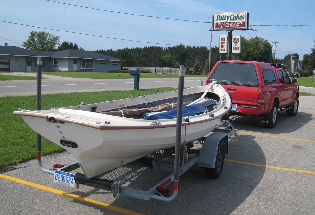 You are currently viewing Nice Row-Sail Rig on the Road